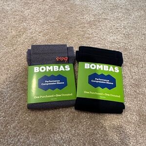 Bombas Performance Compression Sleeves in Gray and Black